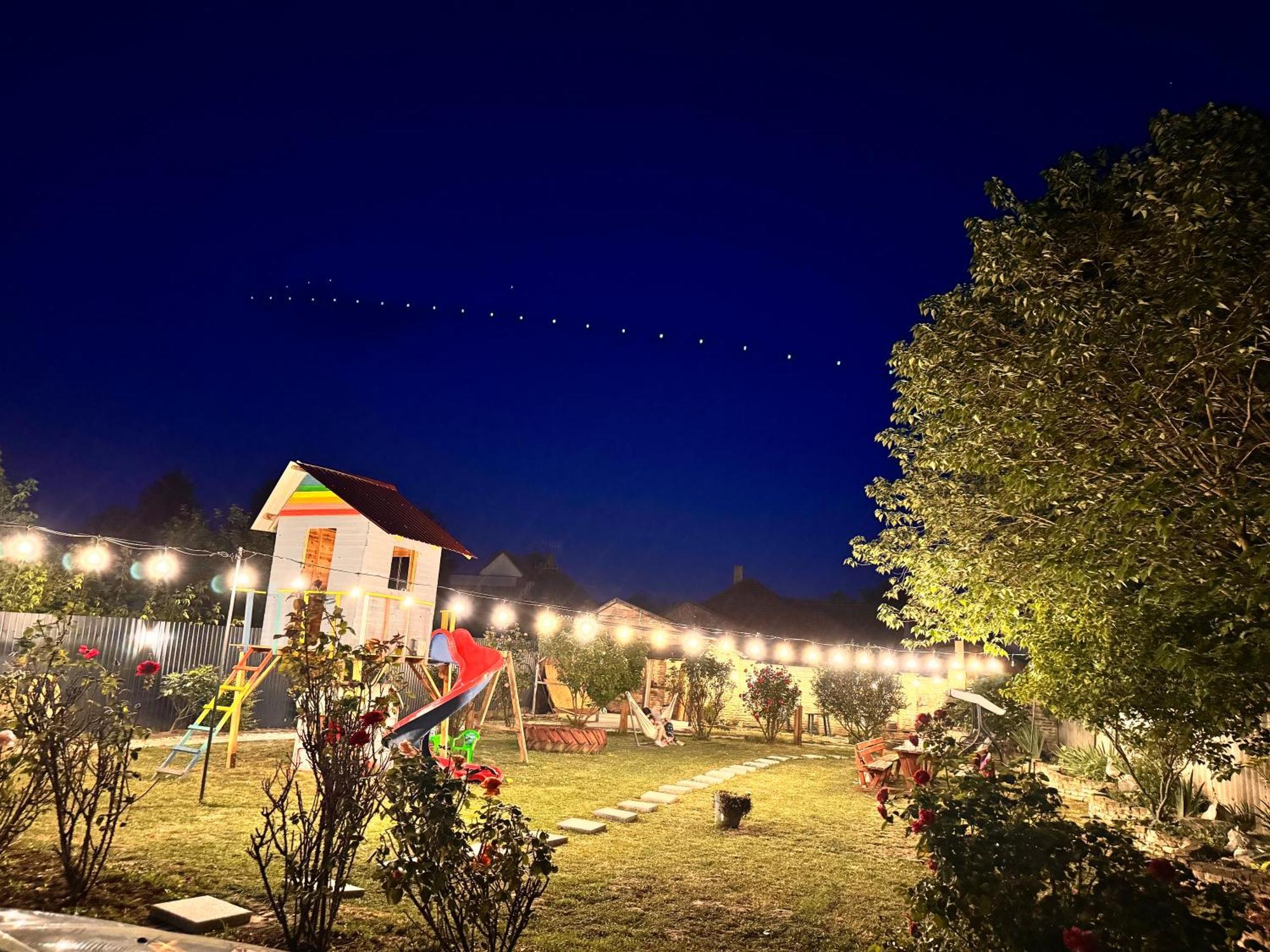 Hotel Pensiunea Schwartzy Makó Esterno foto