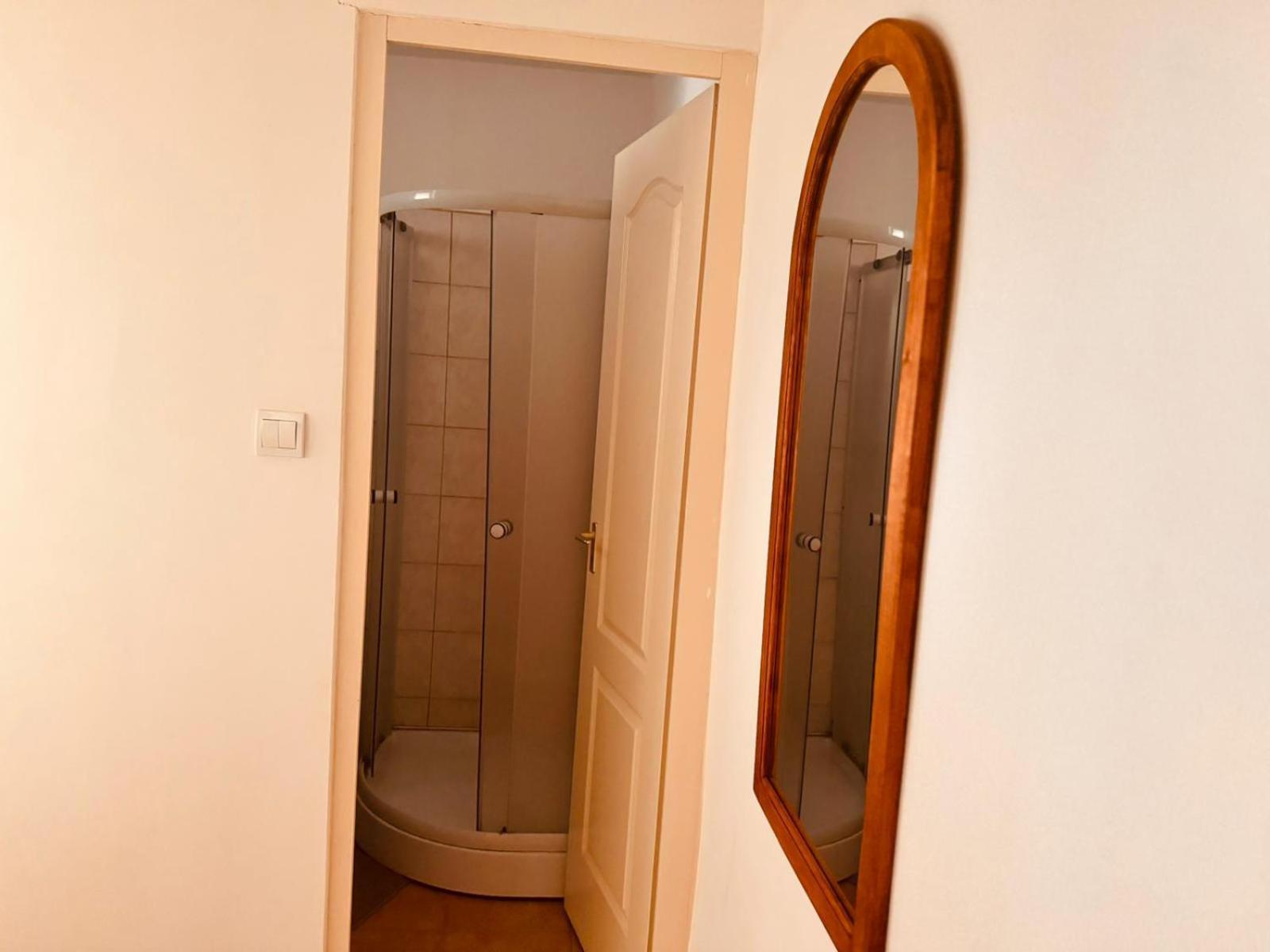 Hotel Pensiunea Schwartzy Makó Esterno foto