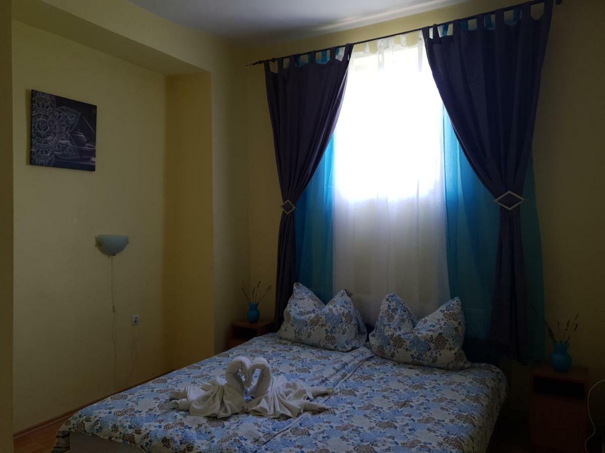 Hotel Pensiunea Schwartzy Makó Esterno foto